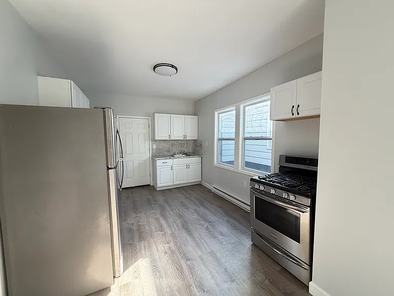 2026 Hertel Ave #A5 — Photo 5