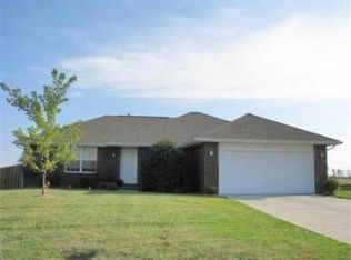 2418 W Heritage Dr, Ozark, MO 65721