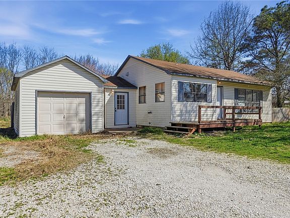 2nd image of 2680 Hayden Rd