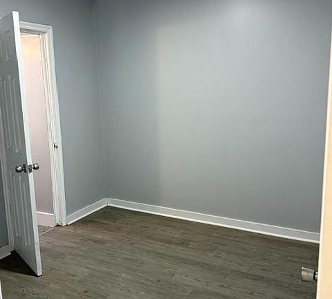 2nd image of 440 Henry St
