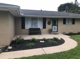 345 Pinehurst Dr, Tipp City, OH 45371