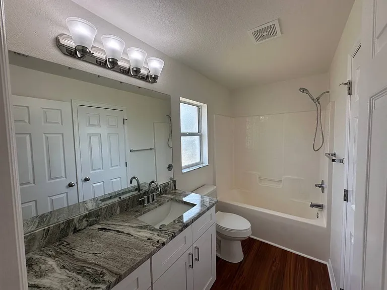 1603 NE 34th Ln — Photo 20