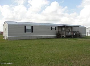 153 Racetrack Ln, Rayne, LA 70578