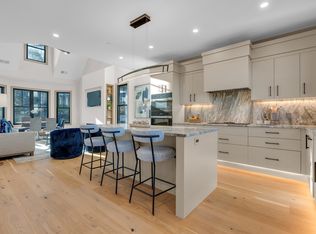151 Mason Ter #2, Brookline, MA 02446