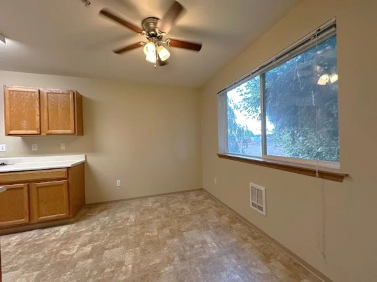 Highland Crest 730 — Photo 4
