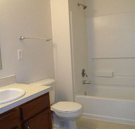 Bathroom (varies)