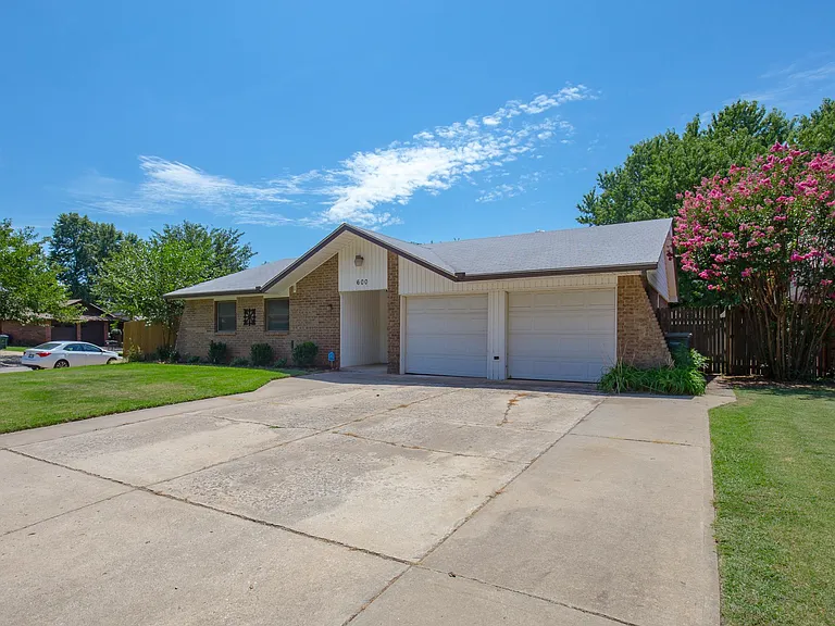 600 Kay Hill Ln — Photo 18
