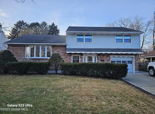 1973 Helderberg Ave, Schenectady, NY 12306