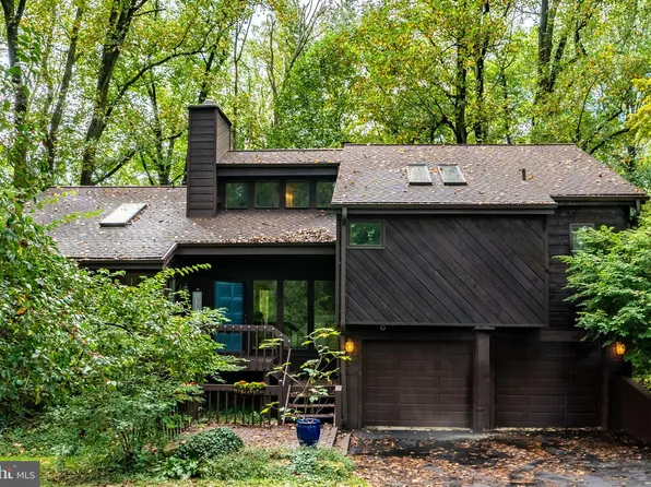 506 Saint Annes Ln, Exton, PA 19341