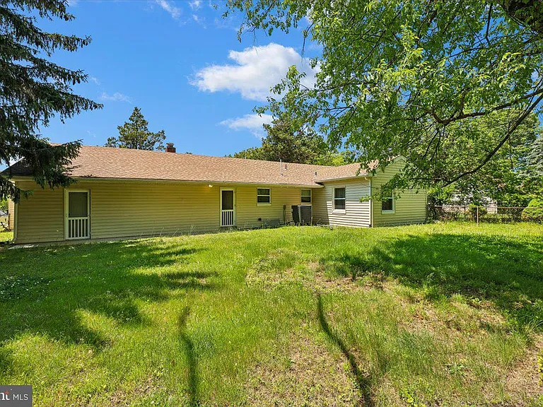 3102 Romain Ct — Photo 18