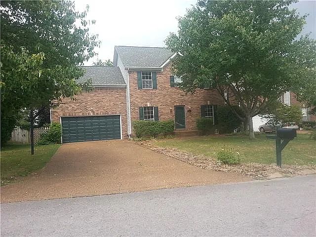 1st image of 621 Independence Dr E