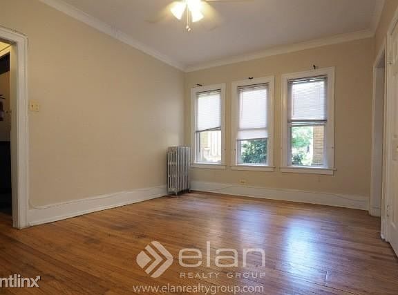 3rd image of 4933 N Whipple St APT 2N
