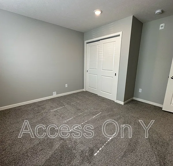 2340 Y St #8 — Photo 10