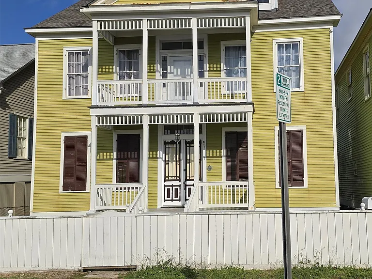 1614 Market St #4 — Photo 1