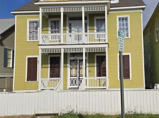 1614 Market St APT 4, Galveston, TX 77550