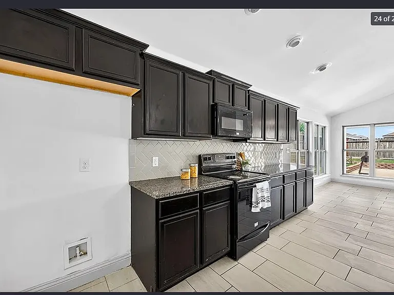 9904 Aloe Ct — Photo 44