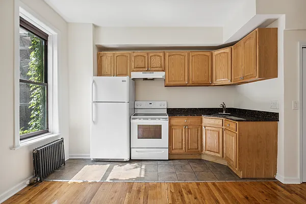 Rented by Douglas Elliman | media 3