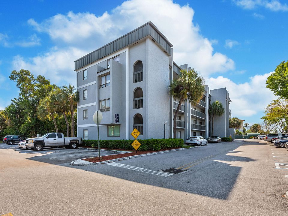 1st image of 1700 N Congress #302