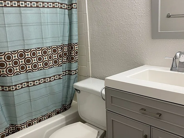 Woodland Trace Apartments — Photo 44