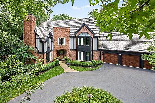 WELCOME TO 110 HAVERTON WAY NORTH BARRINGTON