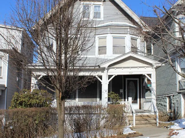 907 Myrtle St, Scranton, PA 18510