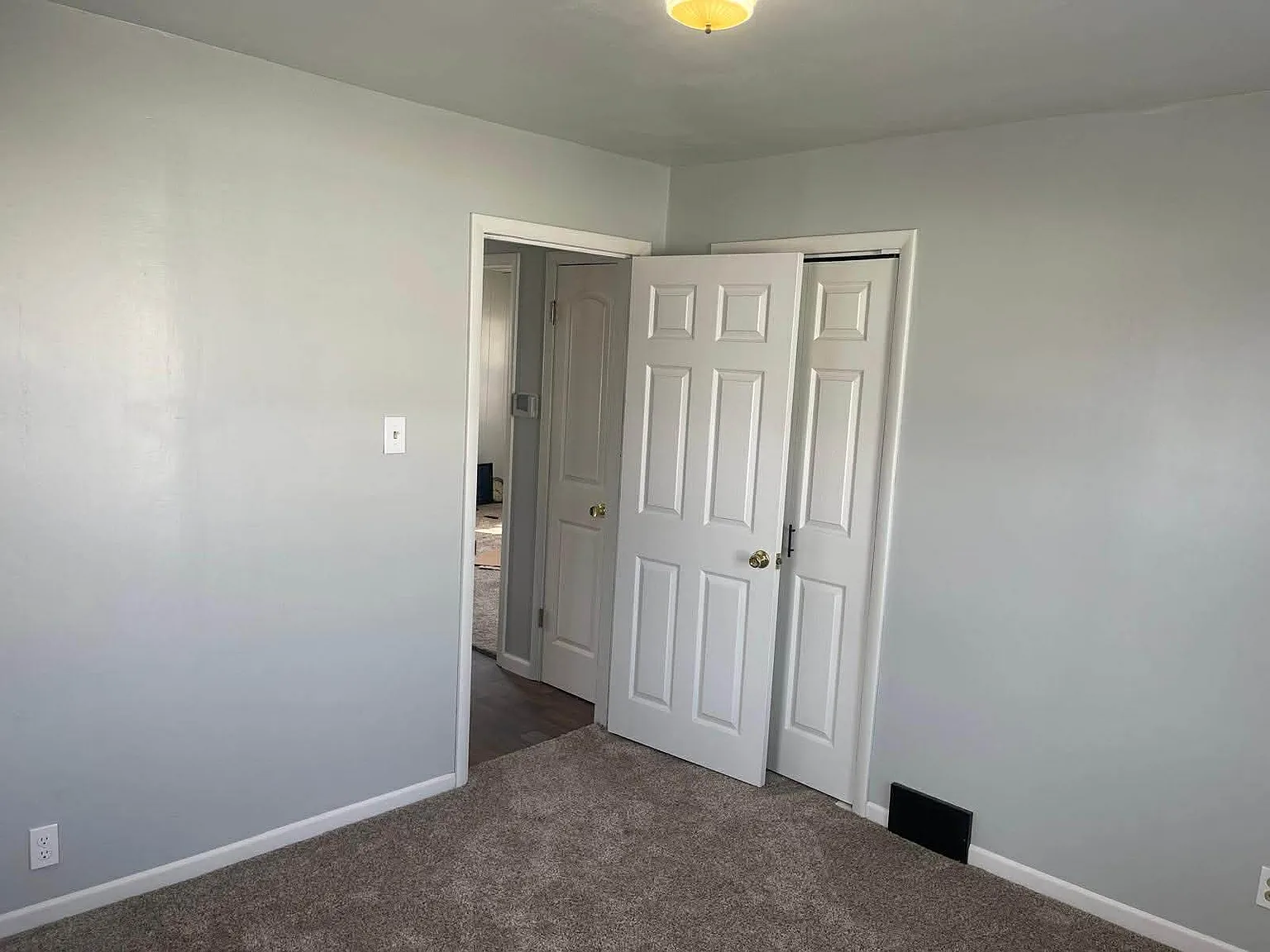 2 bed, 672 sqft, $1,250 — Photo 4