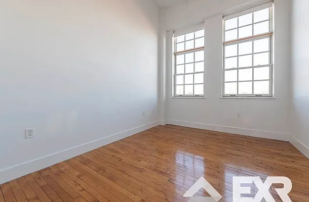 Rented by EXR | media 36