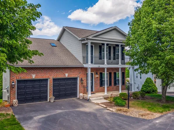 120 Tradition Cove Ln, State College, PA 16803