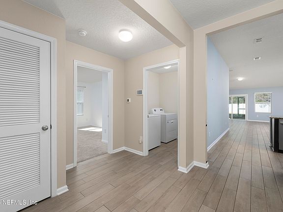 5th image of 738 SEVILLE Parkway