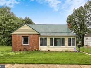 58 Morningside Ave, Cleona, PA 17042
