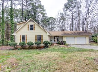 735 Ginger Cake Rd, Fayetteville, GA 30214