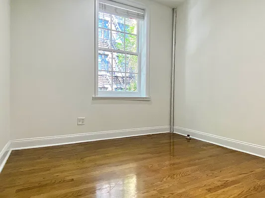 Rented by Corcoran | media 11