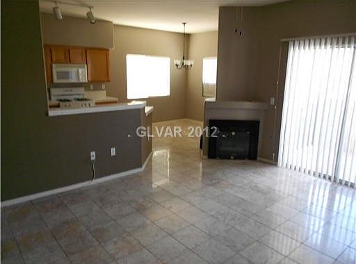 4th image of 2108 Calville St Unit 204