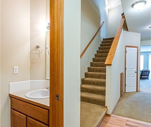 3rd image of 21526 104th Street Ct E