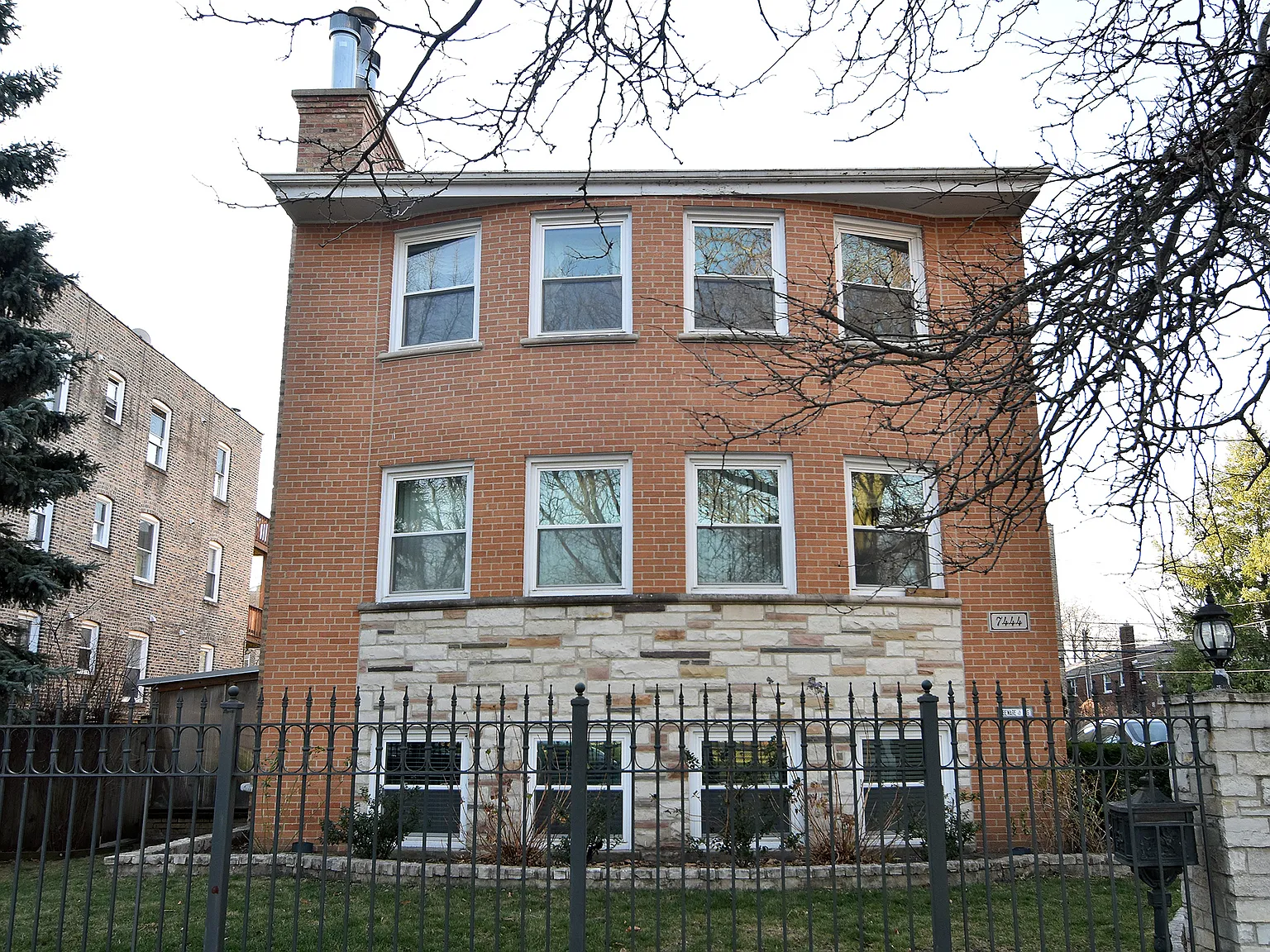 3 bed, 1680 sqft, $3,100 — Photo 1