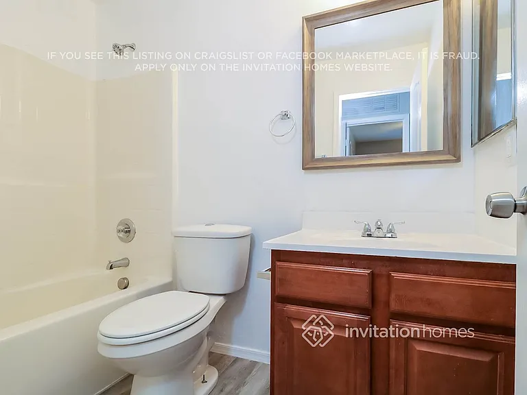5448 S 237th Ln — Photo 13