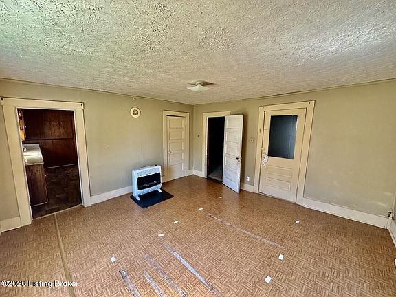 4th image of 136 Mackville Rd