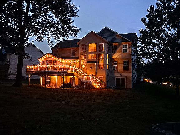 3rd image of 18516 Rushbrooke Dr