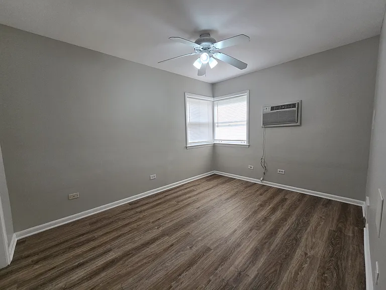 837 Lathrop Ave #GW — Photo 3
