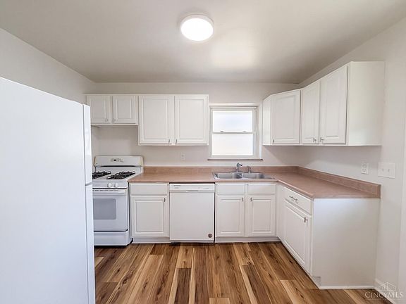 2nd image of 8266 Lyness Dr