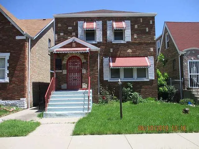 10211 S Eberhart Ave photo 1