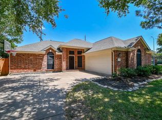 947 Legend Spring Dr, Katy, TX 77494