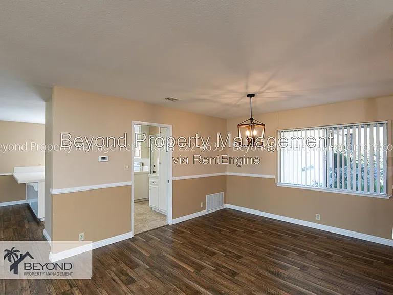 902 La Sombra Dr — Photo 9