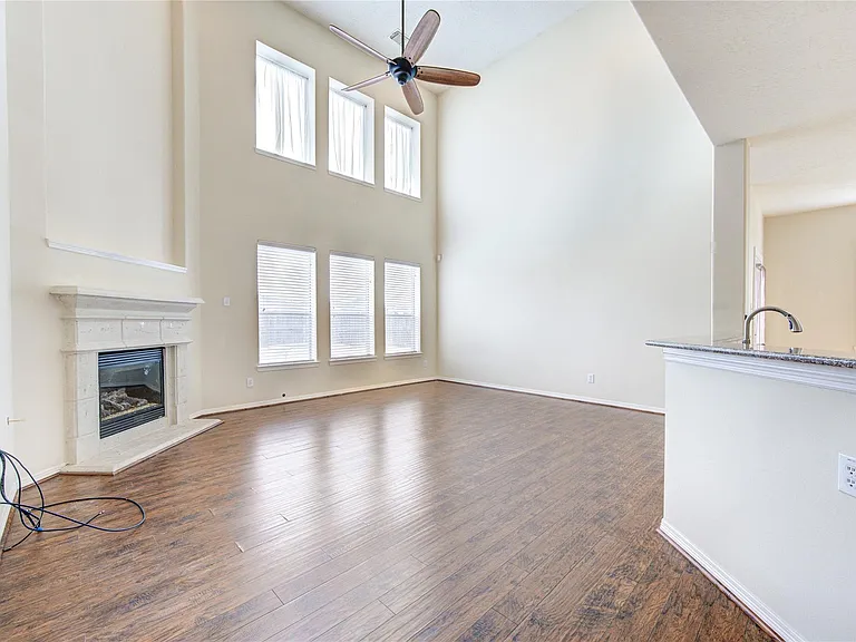 5007 Jade Cove Ct — Photo 20