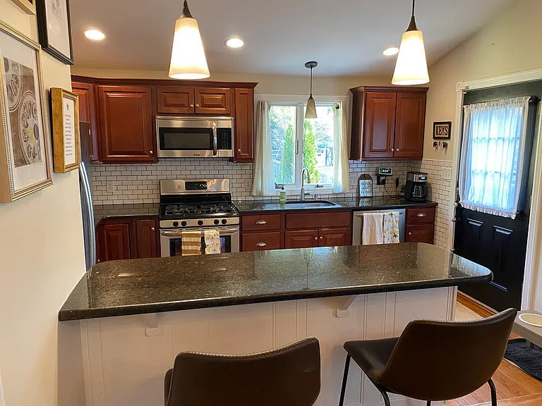 130 E Marshall Ave — Photo 14