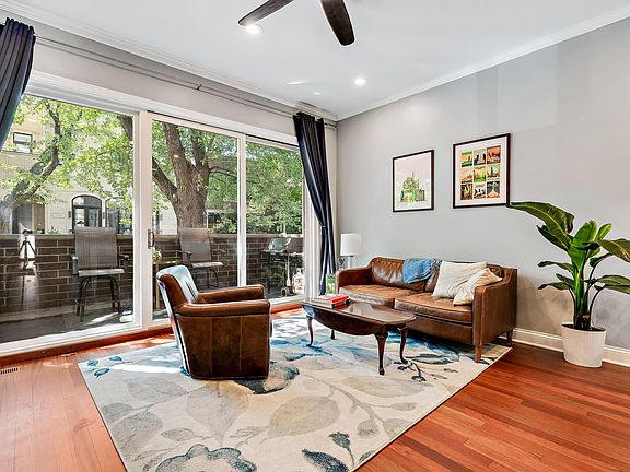 4th image of 1937 N Wilmot Ave #1N