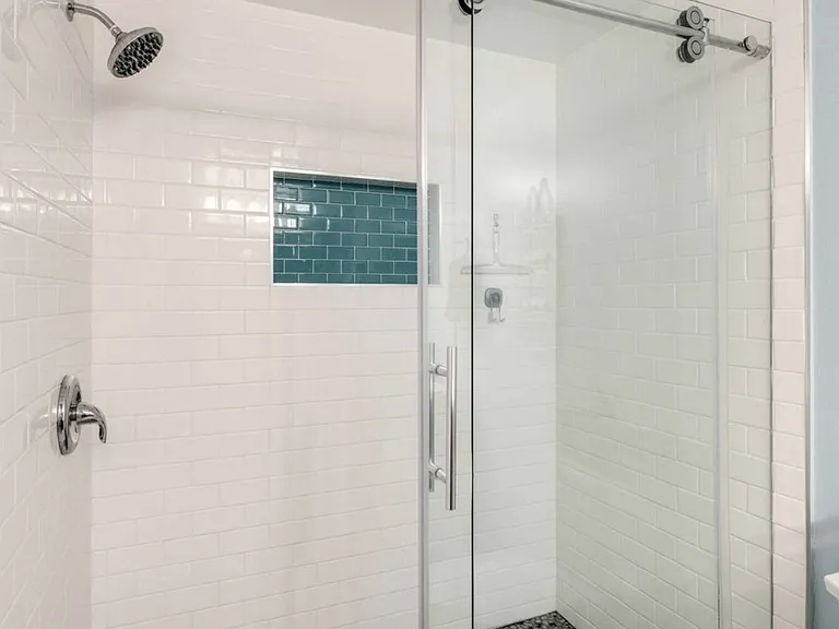 230 S Catalina Ave #301 — Photo 5