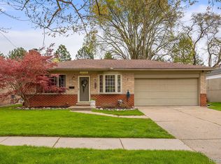 25744 Masch Ave, Warren, MI 48091