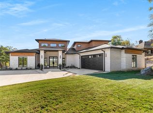 144 Moonlight Bay Dr, Chico, TX 76431