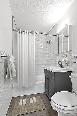 4th image of 3333 Broadway APT E10g